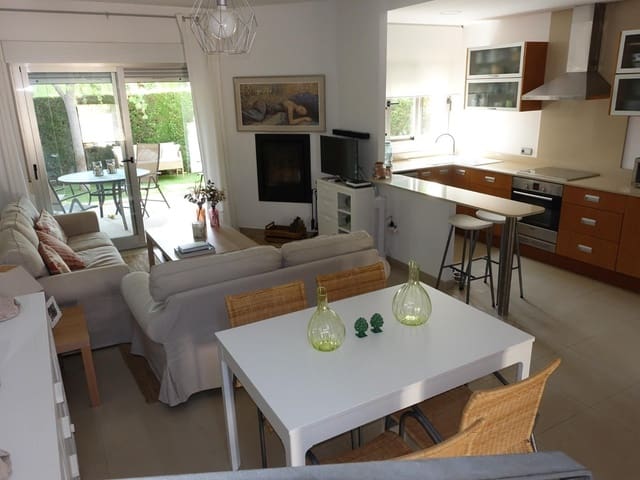 3 bedroom Terraced Villa for sale in Dénia with pool garage - € 440,000 (Ref: 9207305)