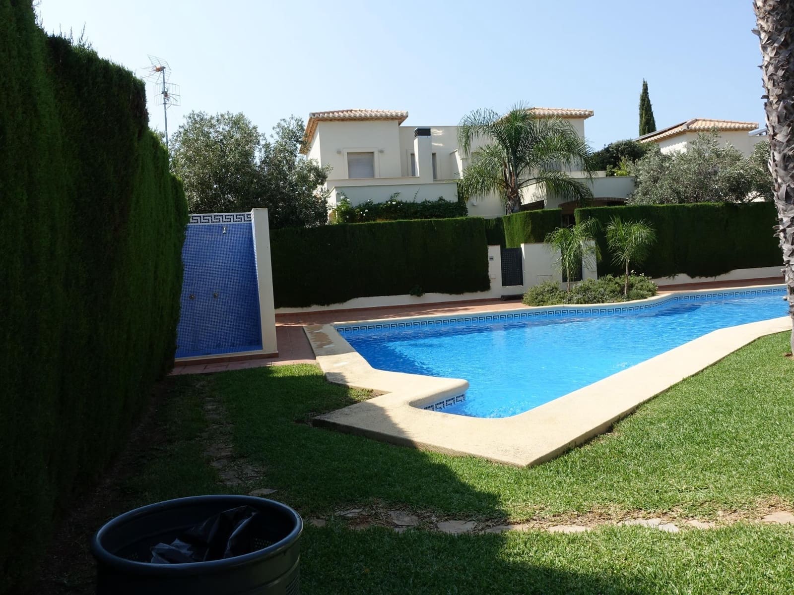 3 soveværelse Rækkehus til salg i Denia med swimmingpool garage - € 440.000 (Ref: 9207305)