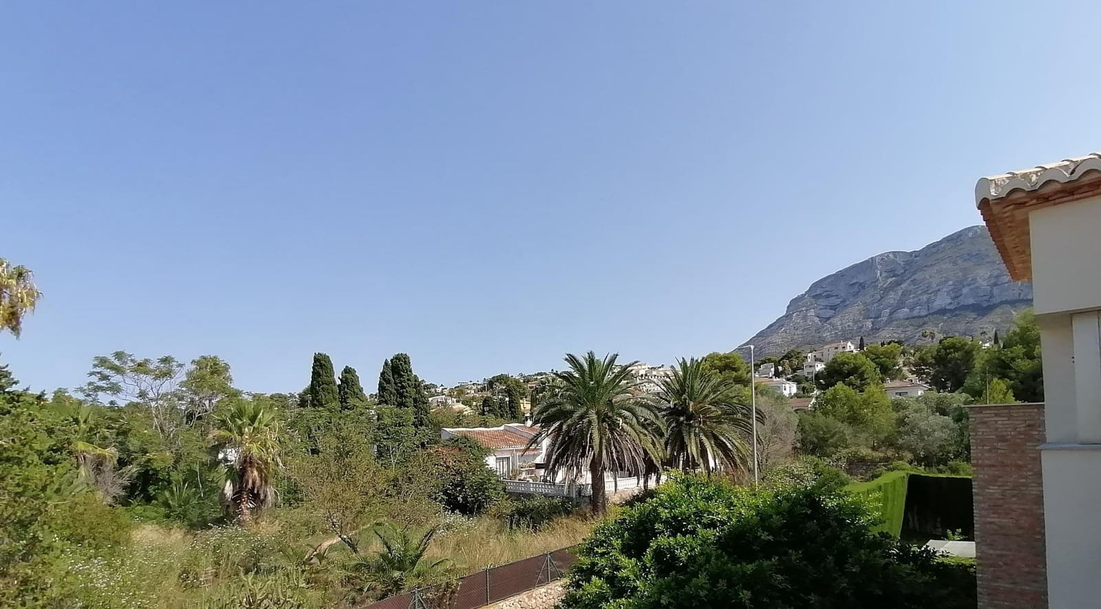 3 soveværelse Rækkehus til salg i Denia med swimmingpool garage - € 440.000 (Ref: 9207305)