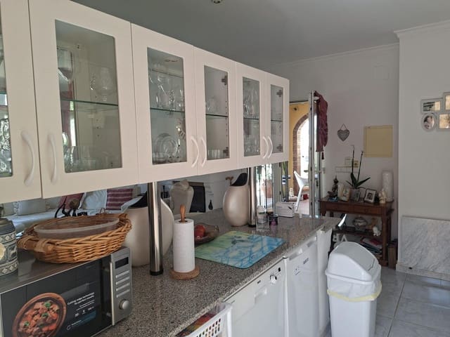 2 slaapkamer Villa te koop in El Montgó, Dénia met zwembad garage - € 320.000 (Ref: 9207306)