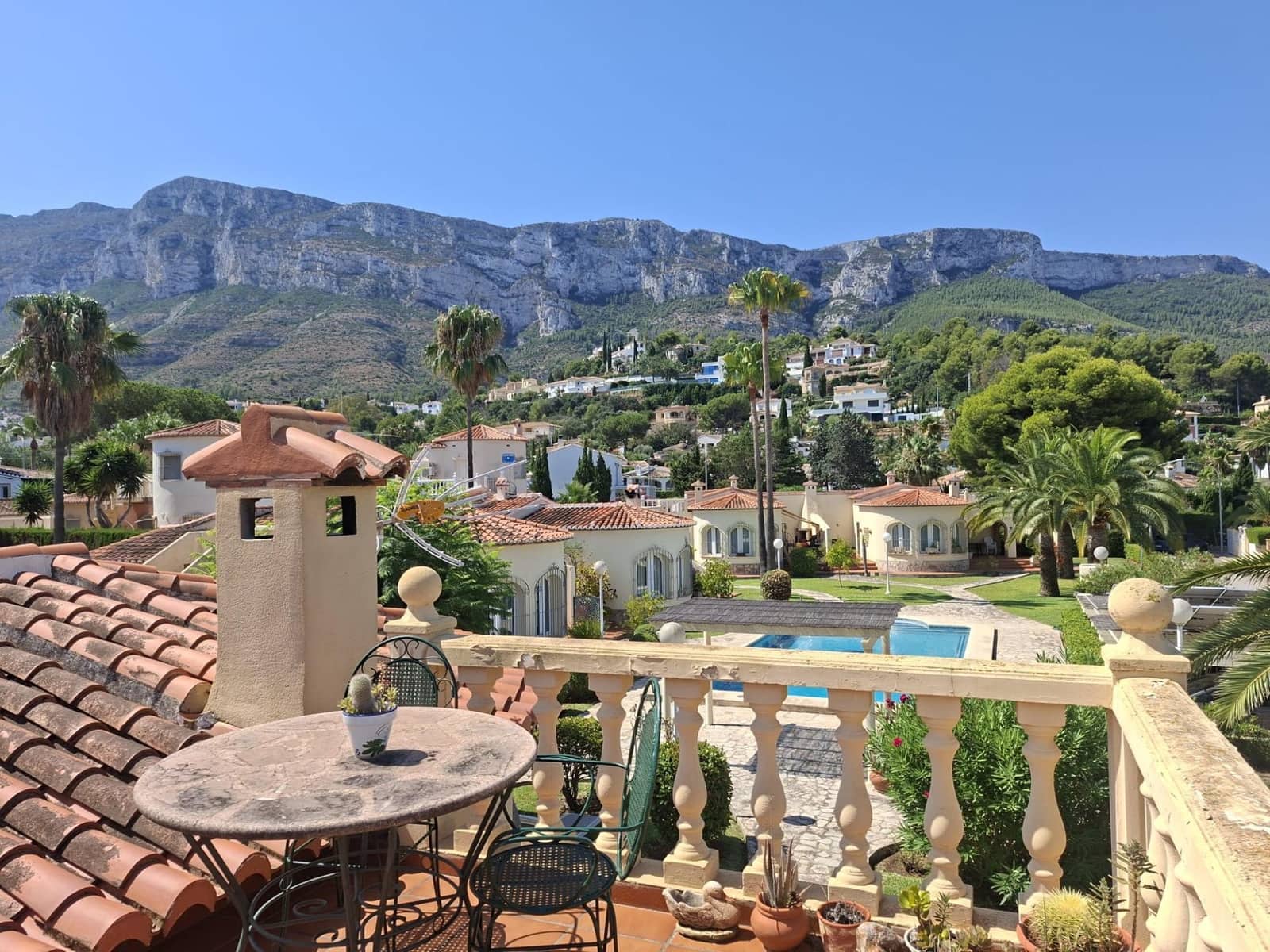 Chalet de 2 habitaciones en Dénia en venta con piscina garaje - 320.000 € (Ref: 9207306)