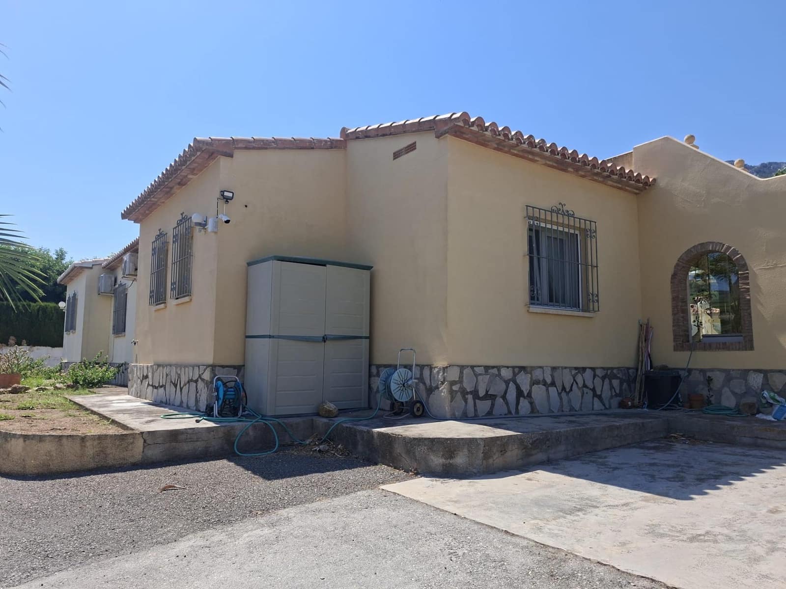 Chalet de 2 habitaciones en Dénia en venta con piscina garaje - 320.000 € (Ref: 9207306)