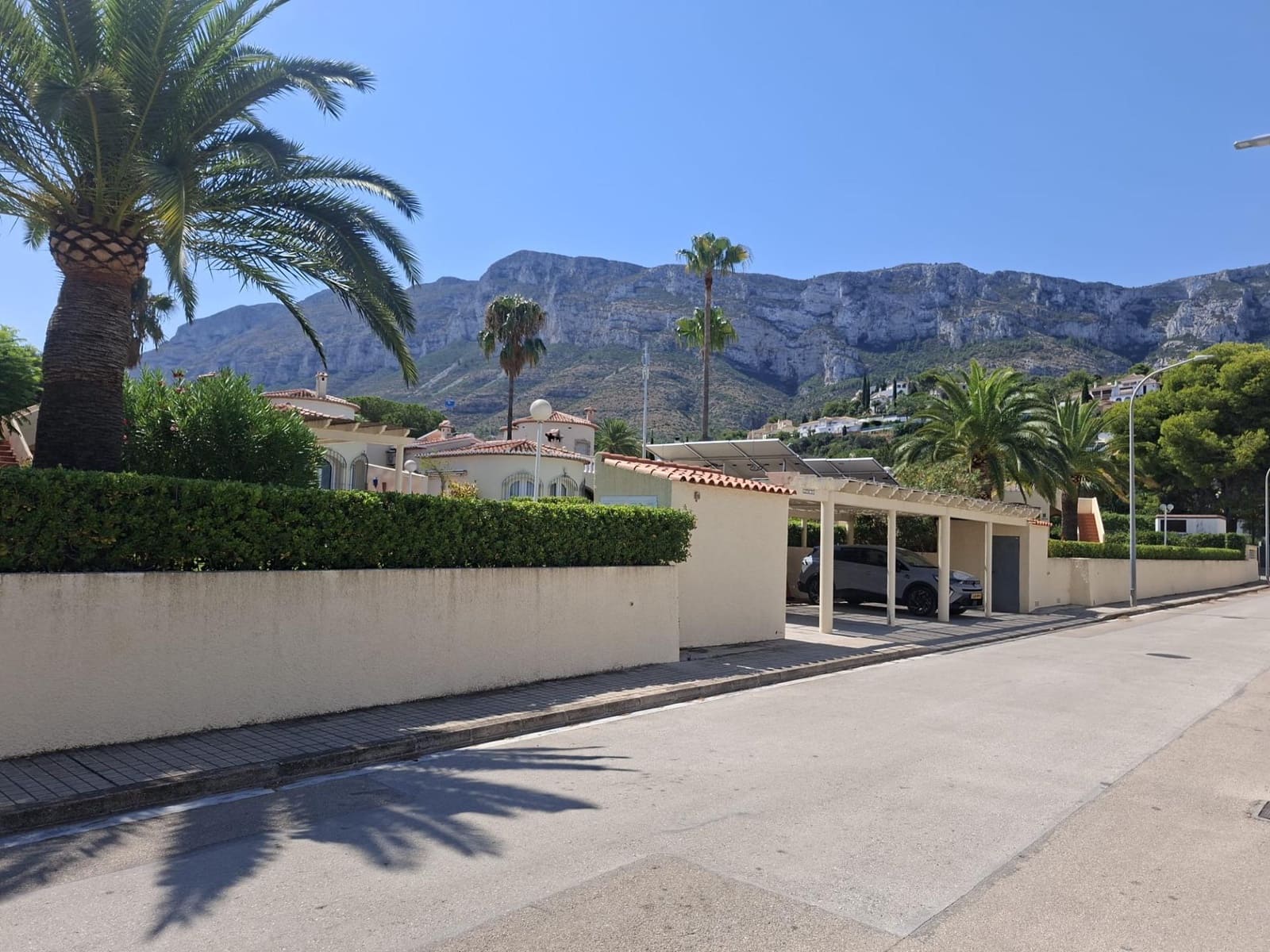 Chalet de 2 habitaciones en Dénia en venta con piscina garaje - 320.000 € (Ref: 9207306)