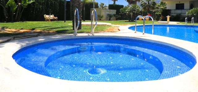 Apartamento de 2 habitaciones en Las Marinas / Les Marines, Dénia en venta con piscina garaje - 345.000 € (Ref: 9207309)