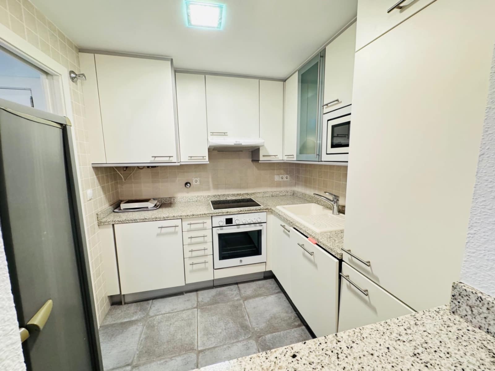 1 bedroom Apartment for sale in Oliva with pool garage - € 190,000 (Ref: 9207315)