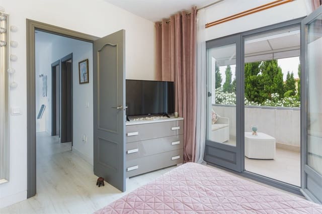 3 bedroom Bungalow for sale in Pedreguer with pool garage - € 322,000 (Ref: 9207318)