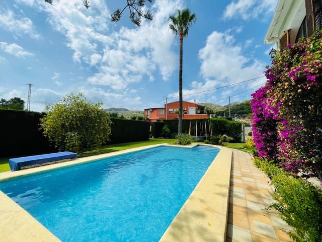 3 bedroom Finca/Country House for sale in Pedreguer with pool garage - € 580,000 (Ref: 9207319)
