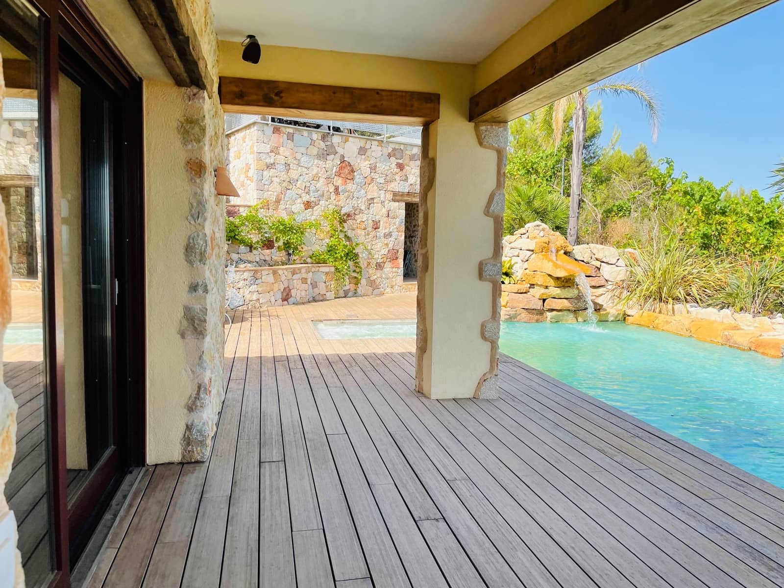 Chalet de 3 habitaciones en Dénia en venta con piscina garaje - 1.250.000 € (Ref: 9207321)