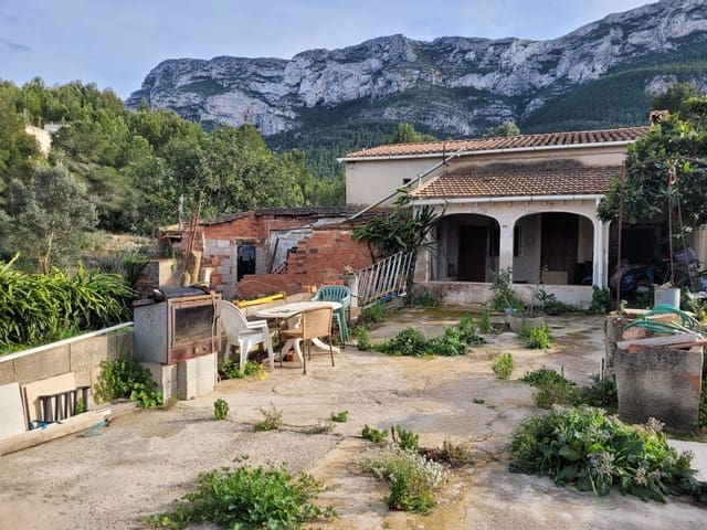 Villa te koop in El Montgó, Dénia - € 1.500.000 (Ref: 9207322)