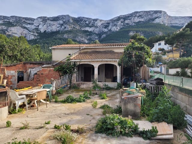 Villa te koop in El Montgó, Dénia - € 1.500.000 (Ref: 9207322)