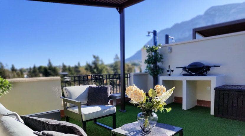 2 bedroom Apartment for sale in Denia with pool garage - € 381,150 (Ref: 9216851)