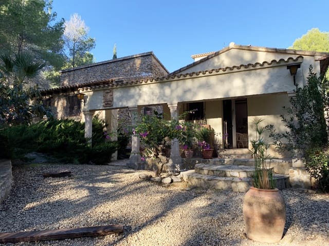 4 soverom Villa til salgs i La Sella med svømmebasseng garasje - € 699 000 (Ref: 9216854)