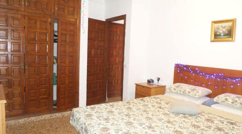 8 slaapkamer Villa te koop in Denia met zwembad garage - € 749.000 (Ref: 9216855)