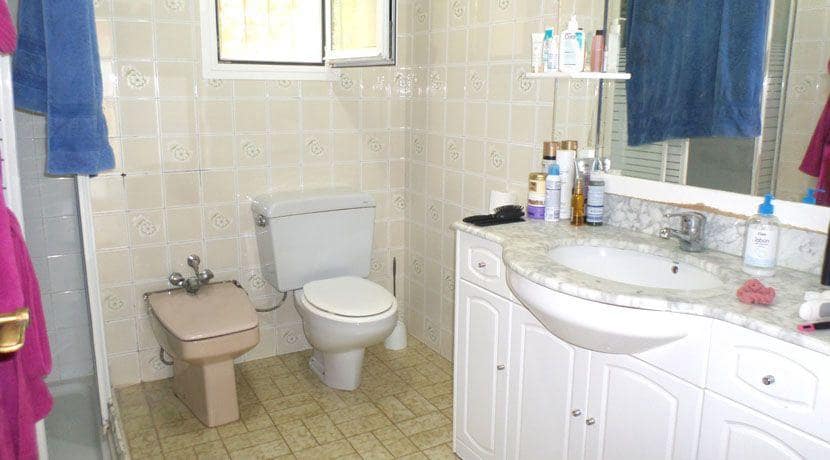 8 slaapkamer Villa te koop in Denia met zwembad garage - € 749.000 (Ref: 9216855)