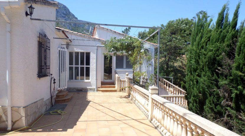 8 slaapkamer Villa te koop in Denia met zwembad garage - € 749.000 (Ref: 9216855)