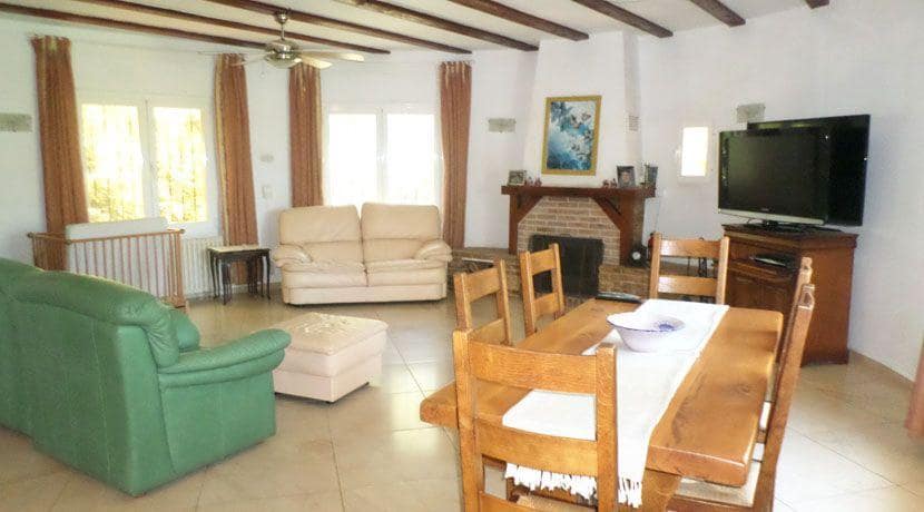 8 slaapkamer Villa te koop in Denia met zwembad garage - € 749.000 (Ref: 9216855)