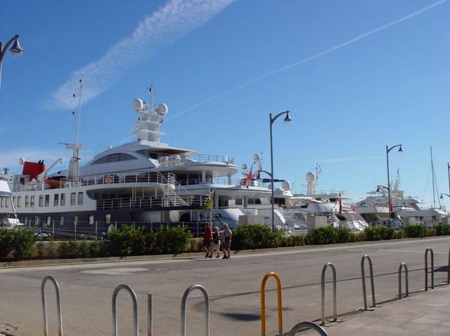 Apartamento de 3 habitaciones en Dénia en venta con piscina - 610.000 € (Ref: 9216863)