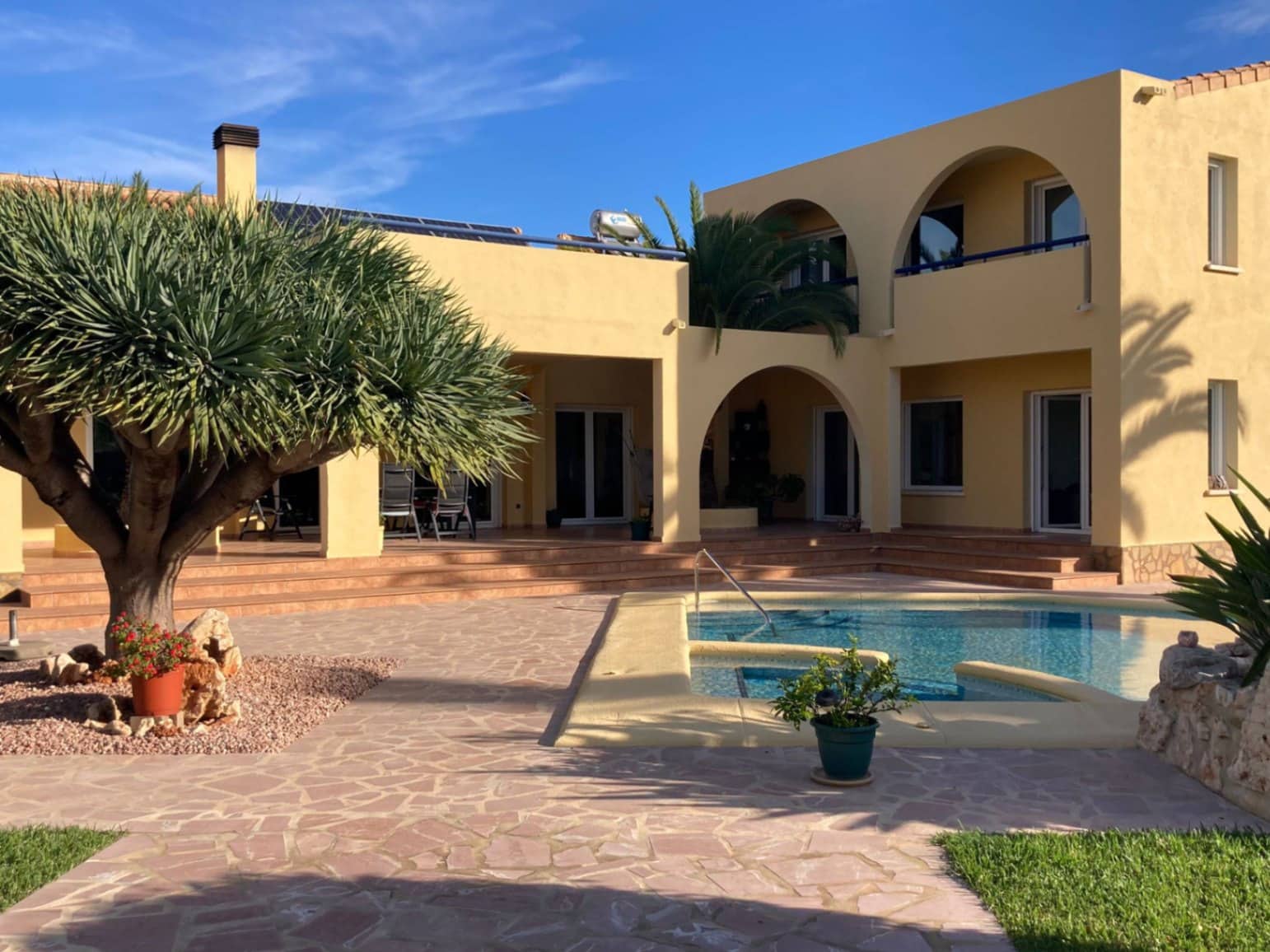 3 makuuhuone Huvila myytävänä paikassa Denia mukana uima-altaan 
autotalli - 848 000 € (Ref: 9301529)