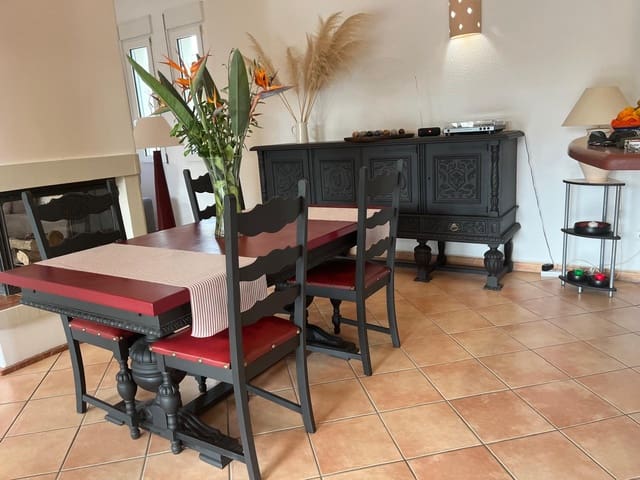 3 makuuhuone Huvila myytävänä paikassa Las Marinas / Les Marines, Dénia mukana uima-altaan 
autotalli - 848 000 € (Ref: 9301529)