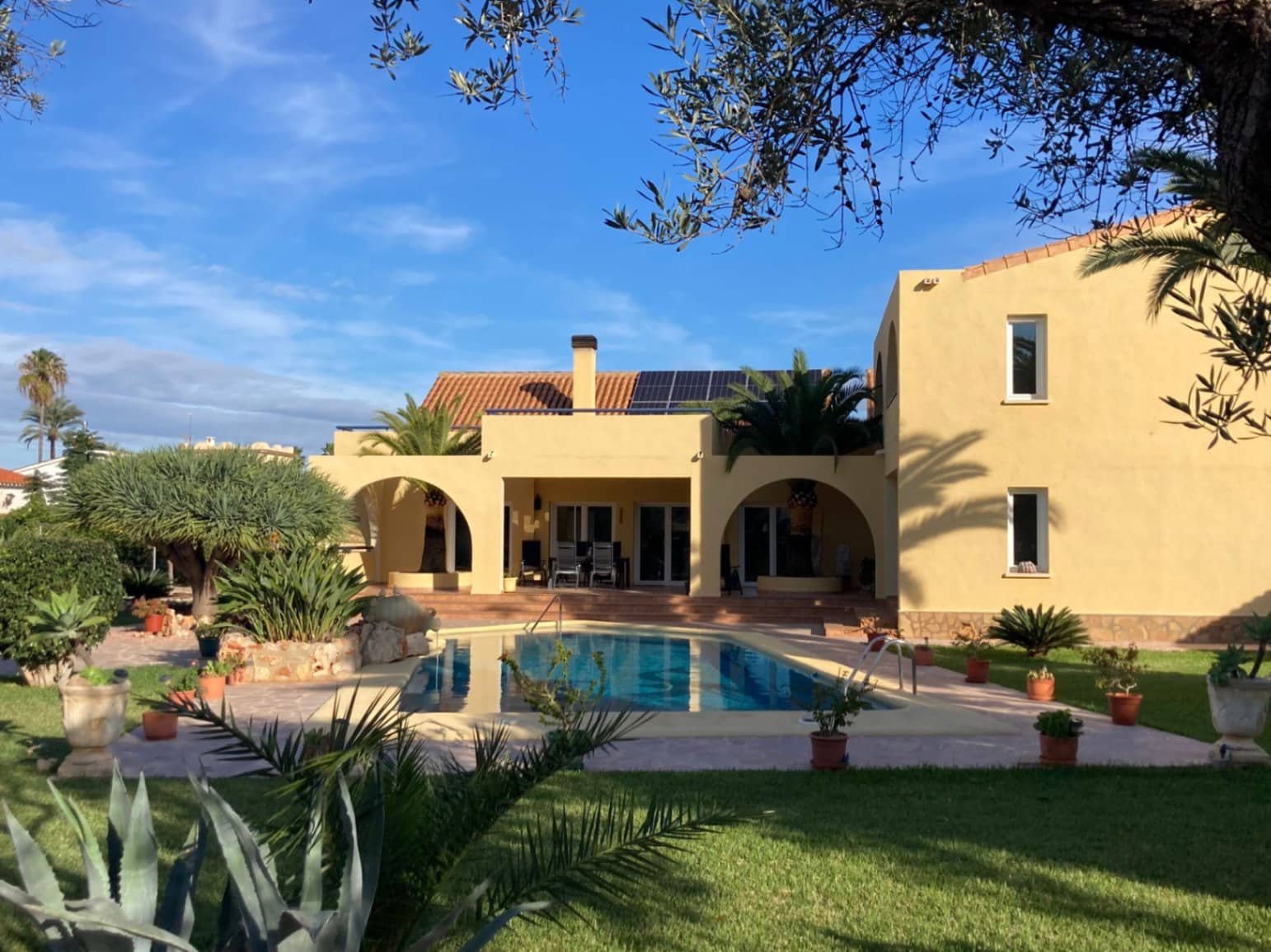 3 makuuhuone Huvila myytävänä paikassa Denia mukana uima-altaan 
autotalli - 848 000 € (Ref: 9301529)