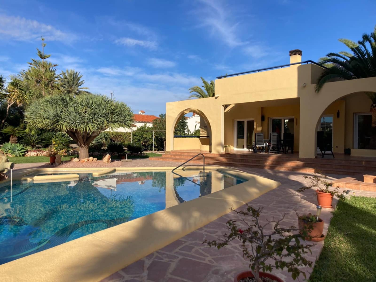 3 makuuhuone Huvila myytävänä paikassa Denia mukana uima-altaan 
autotalli - 848 000 € (Ref: 9301529)