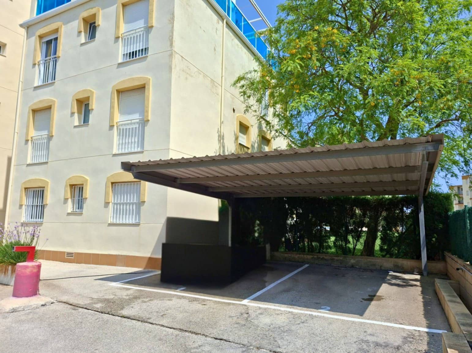 2 bedroom Apartment for rent in Denia with pool garage - € 750 (Ref: 9301530)