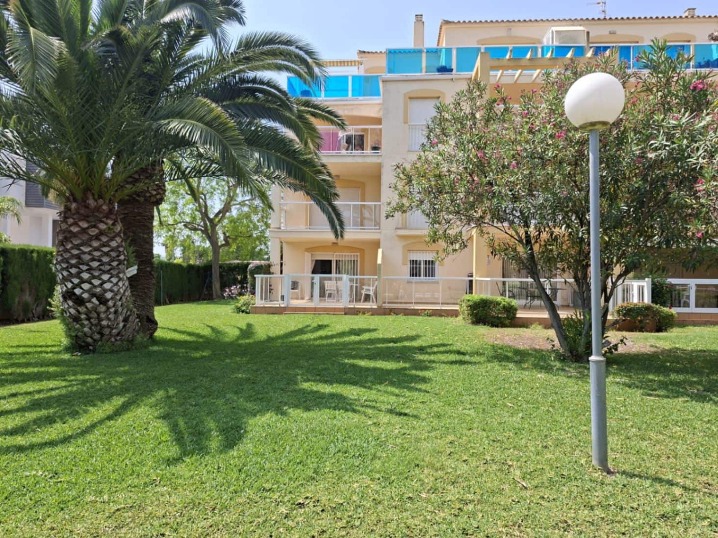 2 bedroom Apartment for rent in Denia with pool garage - € 750 (Ref: 9301530)