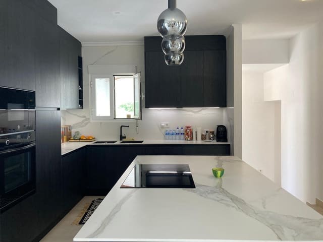 5 Zimmer Villa zu verkaufen in Benitachell / Benitatxell mit Pool Garage - 765.000 € (Ref: 9393572)