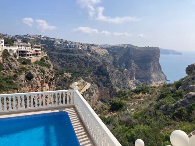 5 Zimmer Villa zu verkaufen in Benitachell / Benitatxell mit Pool Garage - 765.000 € (Ref: 9393572)