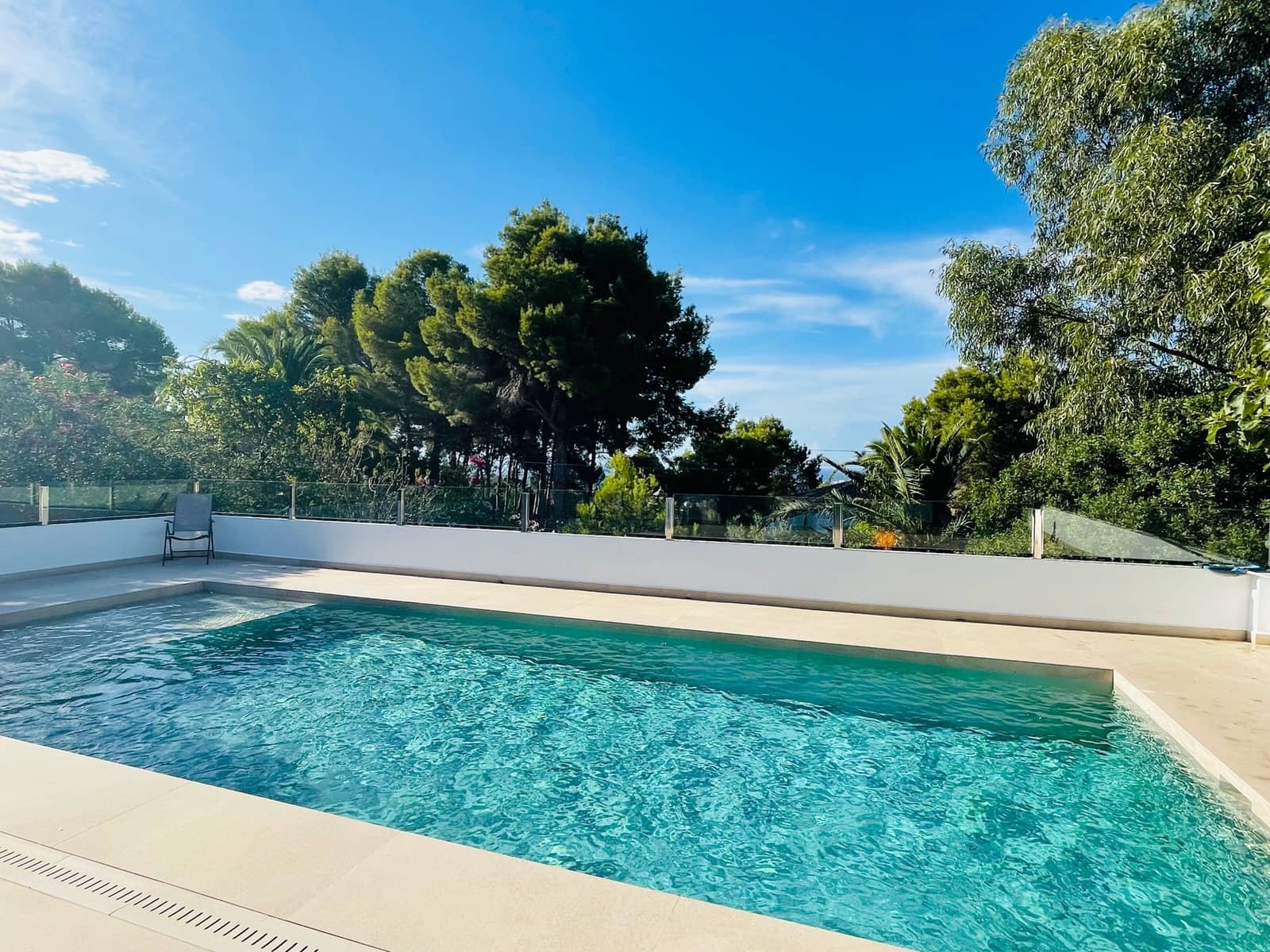 3 sypialnia Willa na sprzedaż w Denia z basenem garażem - 785 000 € (Ref: 9393582)