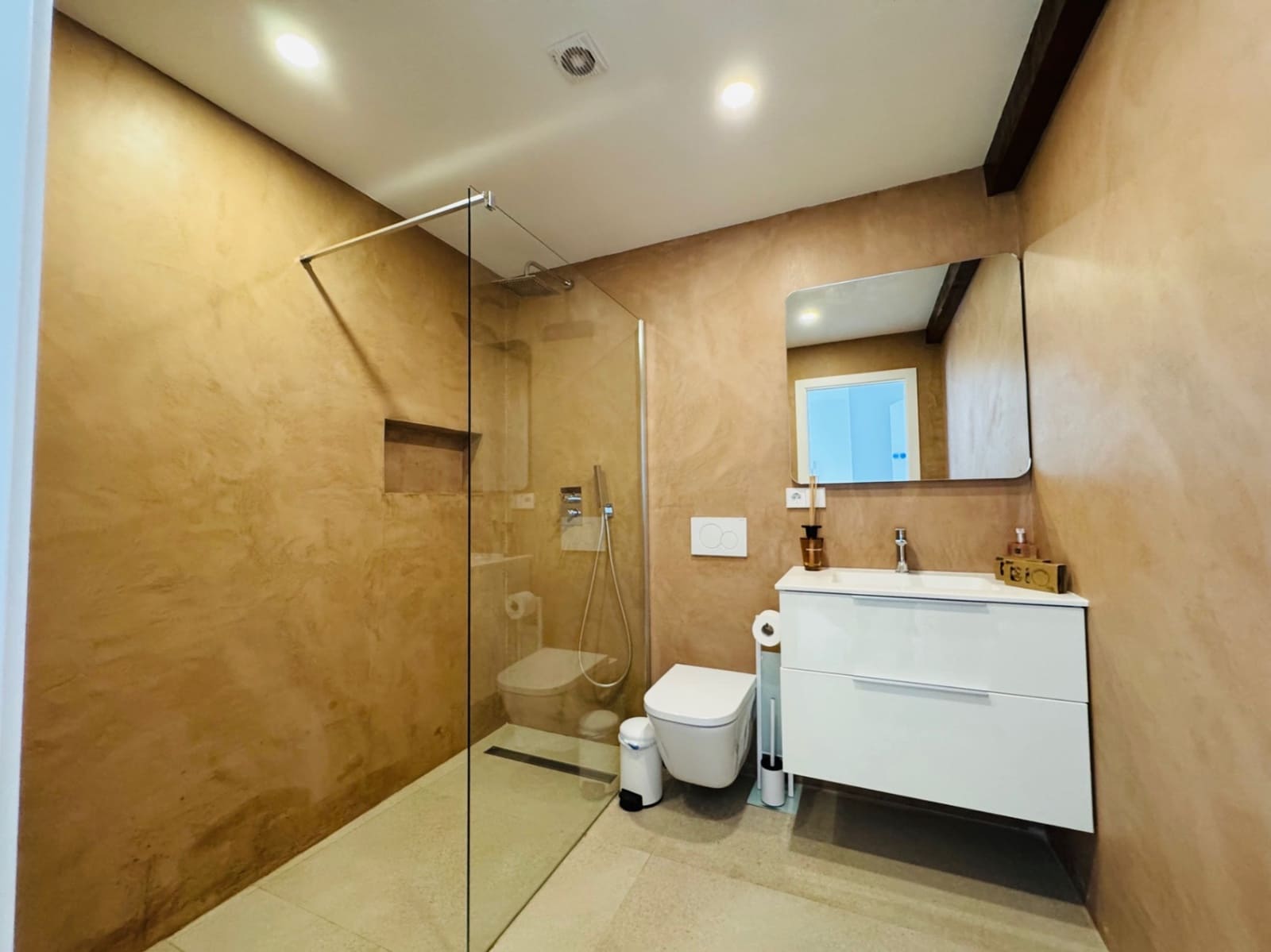 3 sypialnia Willa na sprzedaż w Denia z basenem garażem - 785 000 € (Ref: 9393582)