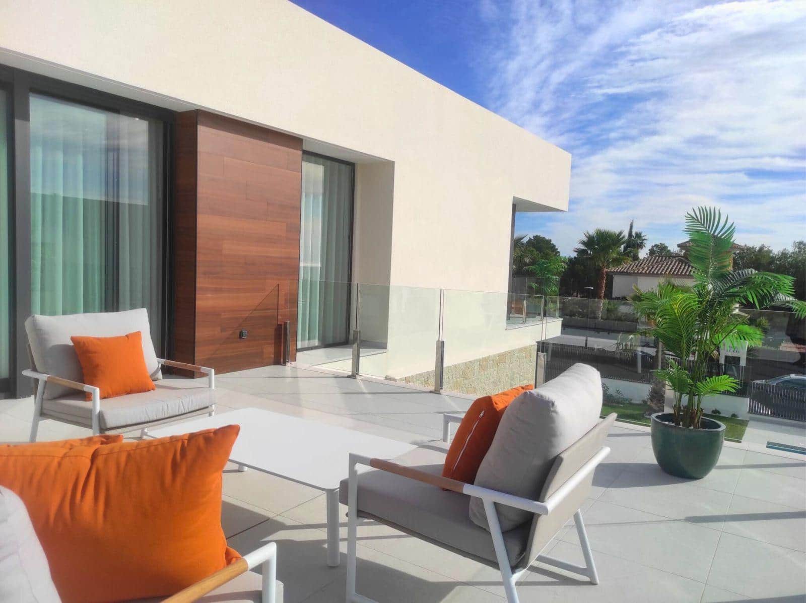 3 bedroom Villa for sale in Finestrat with pool garage - € 895,000 (Ref: 9426390)