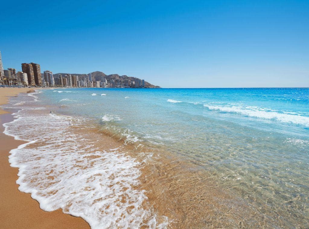 4 bedroom Villa for sale in Benidorm with pool garage - € 555,000 (Ref: 9426393)