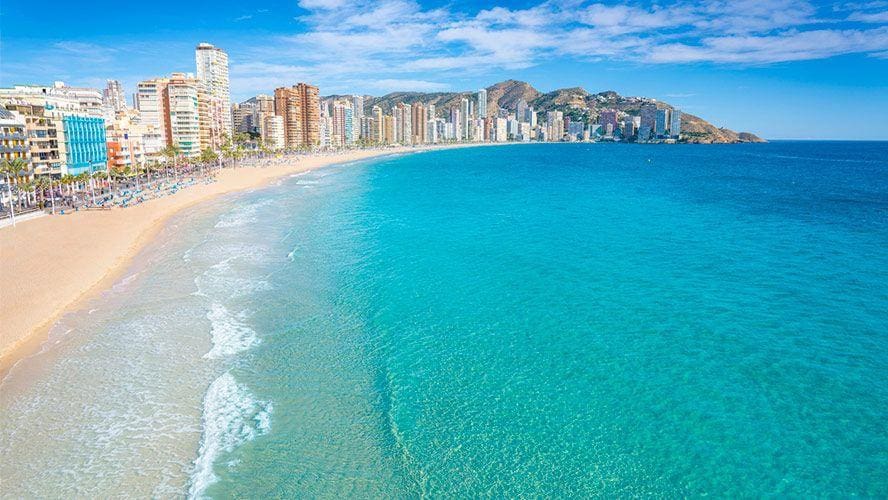 4 bedroom Villa for sale in Benidorm with pool garage - € 555,000 (Ref: 9426393)