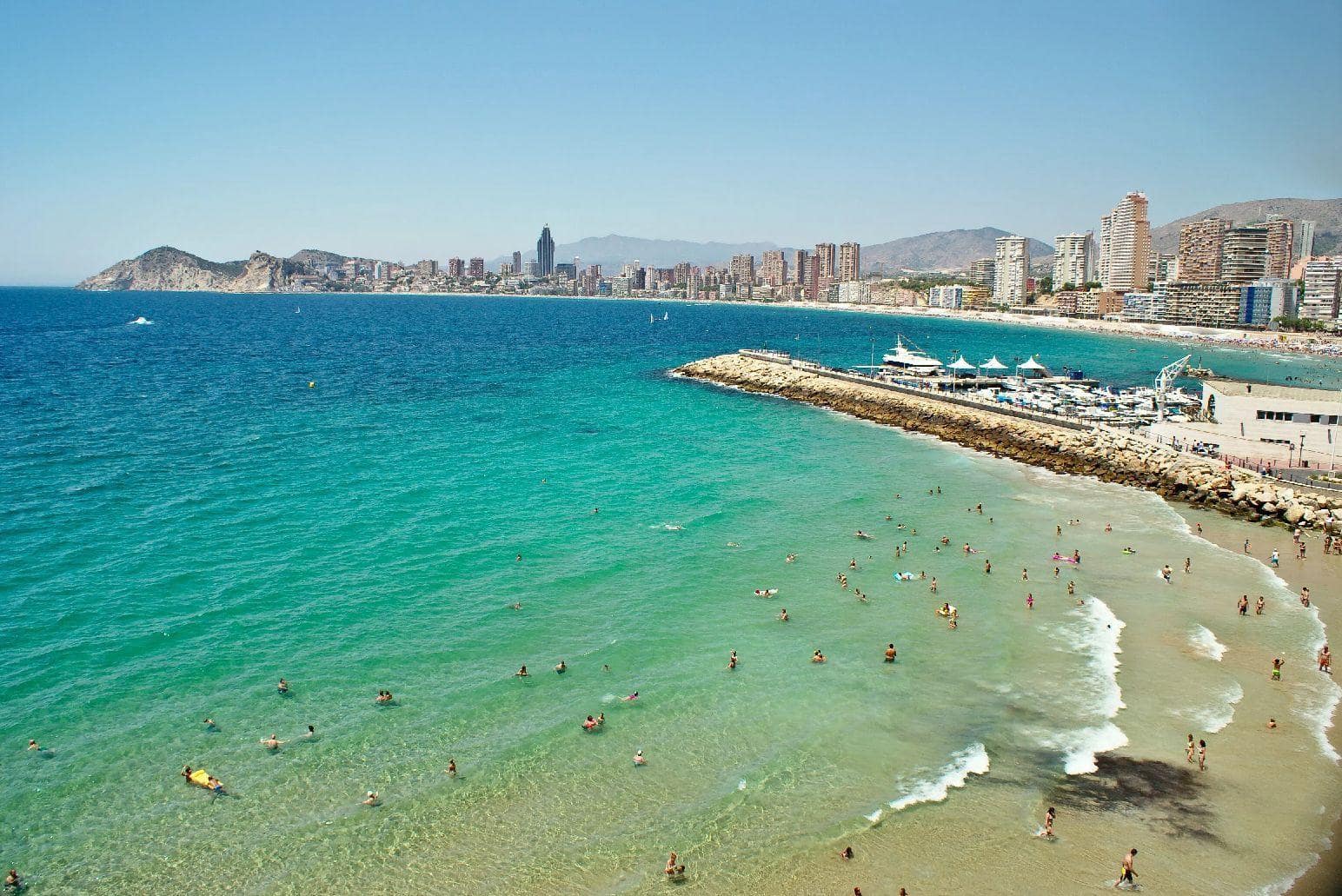 4 bedroom Villa for sale in Benidorm with pool garage - € 555,000 (Ref: 9426393)