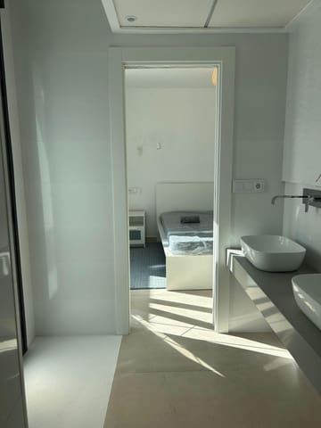 4 bedroom Villa for sale in Playa de Muchavista, El Campello with pool garage - € 710,000 (Ref: 9426403)