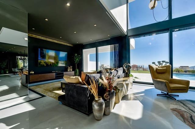 7 sypialnia Willa na sprzedaż w Poniente, Benidorm z basenem garażem - 3 950 000 € (Ref: 9426404)