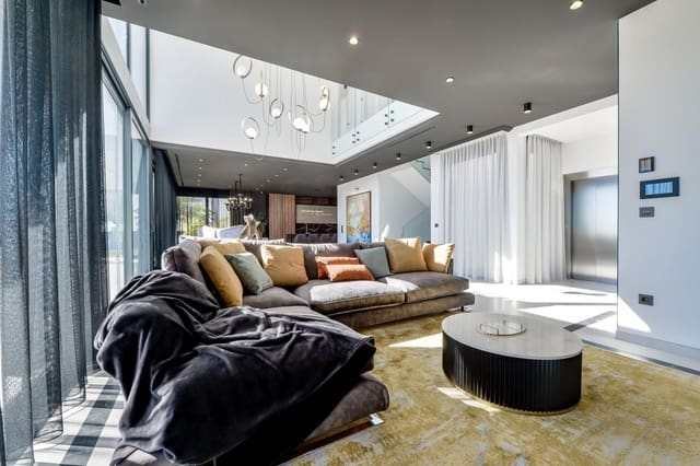 7 sypialnia Willa na sprzedaż w Poniente, Benidorm z basenem garażem - 3 950 000 € (Ref: 9426404)