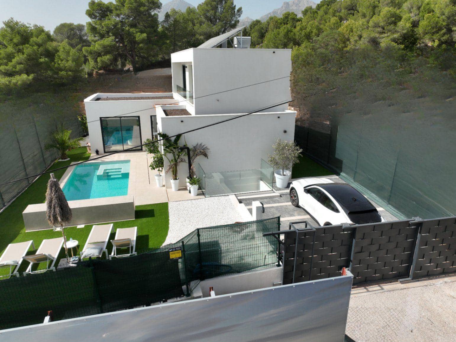 3 bedroom Villa for sale in Alfaz del Pi / L'Alfas del Pi with pool garage - € 625,000 (Ref: 9426406)