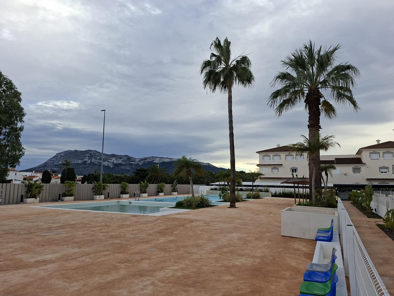 3 bedroom Penthouse for sale in Denia with pool garage - € 499,000 (Ref: 9449909)