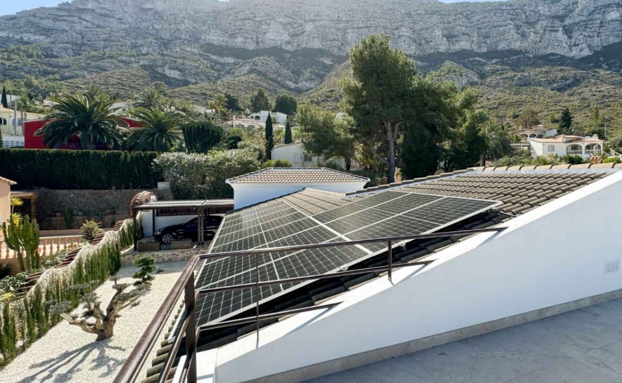 4 slaapkamer Villa te koop in Denia met zwembad garage - € 999.000 (Ref: 9449912)