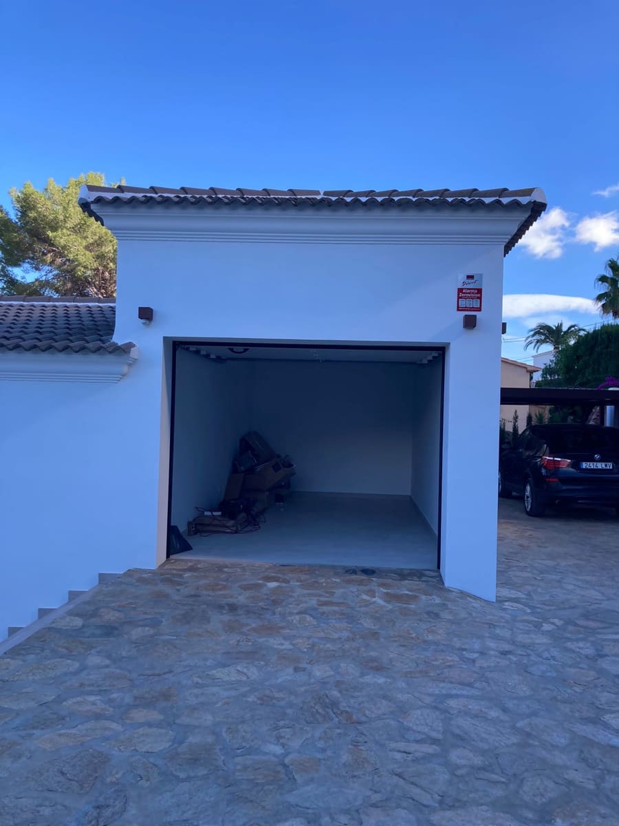 4 slaapkamer Villa te koop in Denia met zwembad garage - € 999.000 (Ref: 9449912)