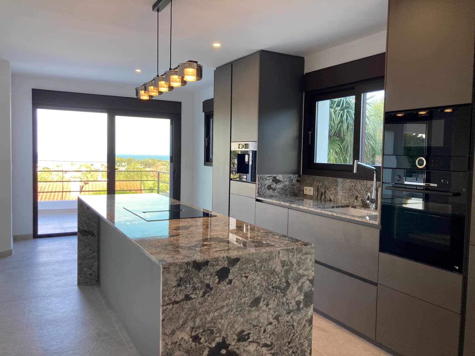 4 slaapkamer Villa te koop in Denia met zwembad garage - € 999.000 (Ref: 9449912)