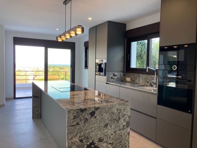 4 slaapkamer Villa te koop in El Montgó, Dénia met zwembad garage - € 999.000 (Ref: 9449912)