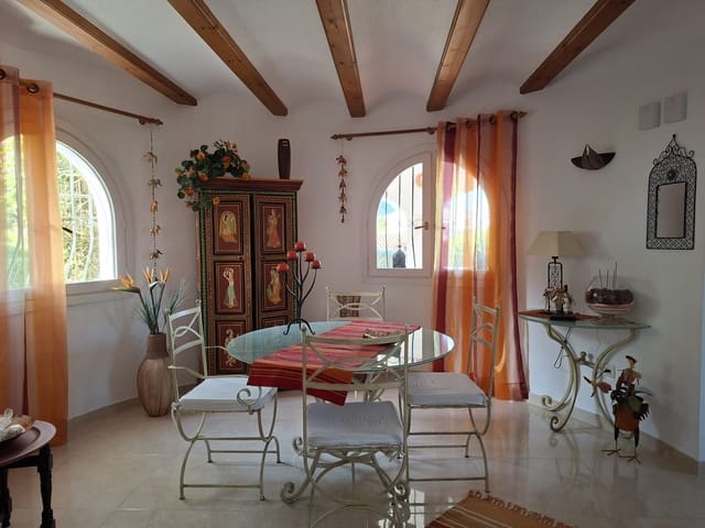 3 chambre Villa/Maison à vendre à Dénia avec piscine garage - 635 000 € (Ref: 9517873)