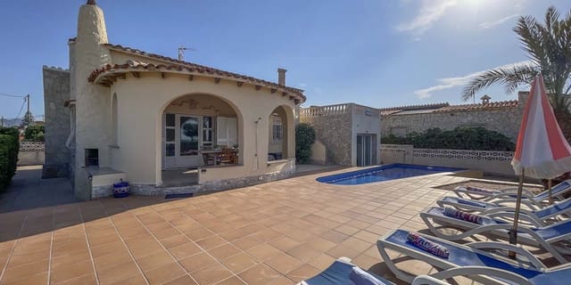 4 sypialnia Willa na sprzedaż w Els Poblets z basenem garażem - 690 000 € (Ref: 9610624)