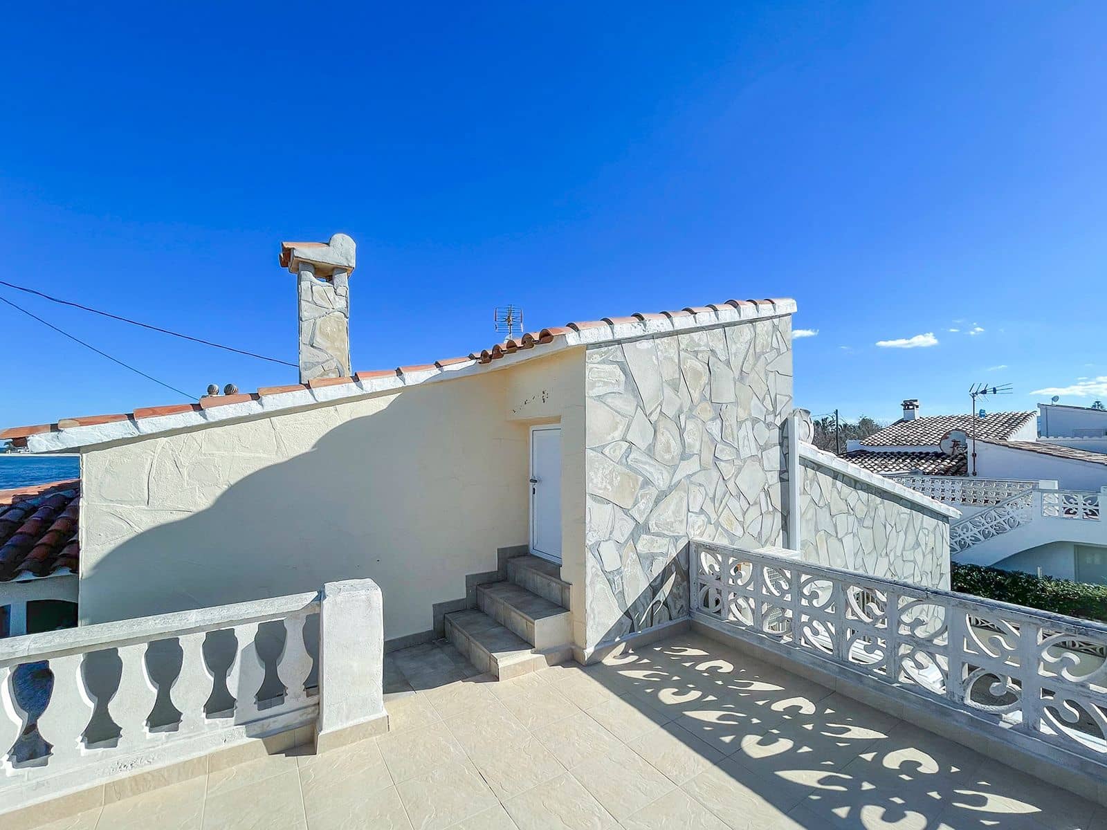 4 sypialnia Willa na sprzedaż w Els Poblets z basenem garażem - 690 000 € (Ref: 9610624)