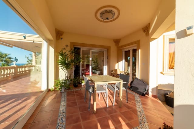 5 sypialnia Willa na sprzedaż w Dénia z basenem garażem - 1 375 000 € (Ref: 9618675)