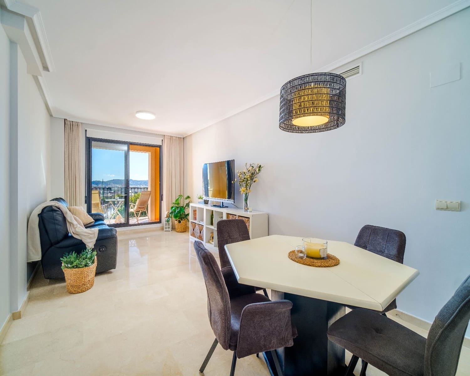 Apartamento de 2 habitaciones en Javea / Xàbia en venta con garaje - 389.000 € (Ref: 9654311)