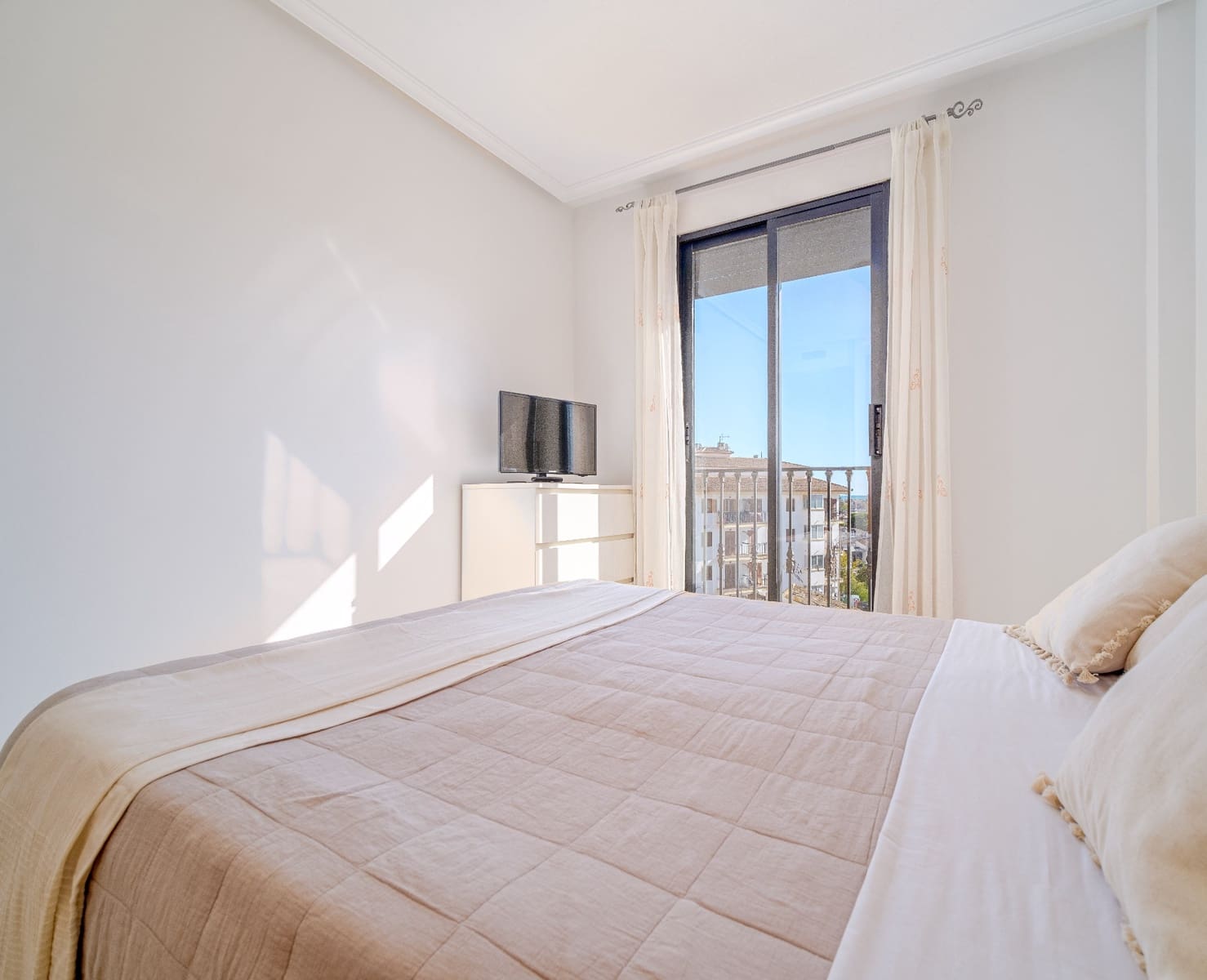 Apartamento de 2 habitaciones en Javea / Xàbia en venta con garaje - 389.000 € (Ref: 9654311)